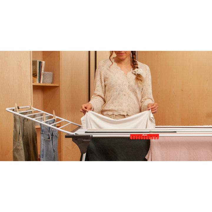 Uscător de rufe vertical Vileda King cu bare groase din aluminiu