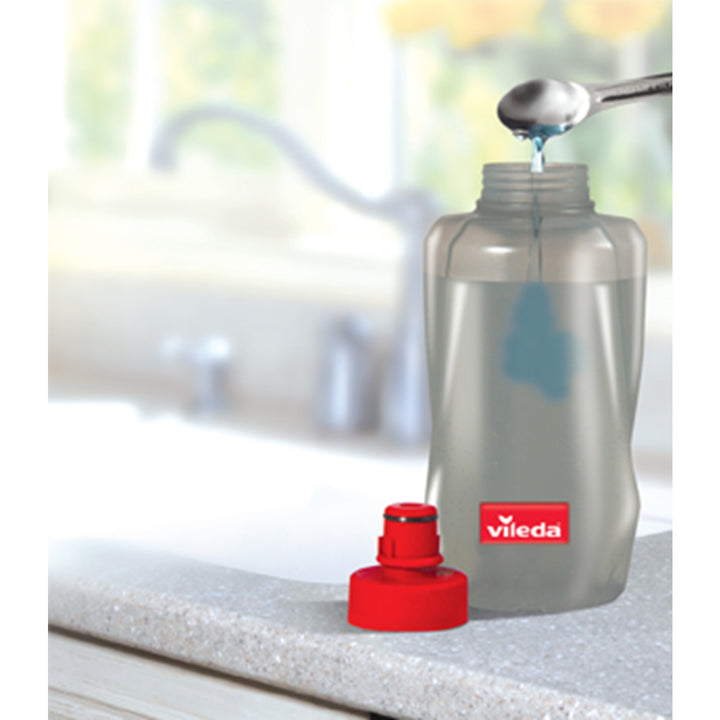 Sistem de spălare din microfibră, cu pulverizator integrat, capacitate XL 750 ml Vileda Spray & Clean