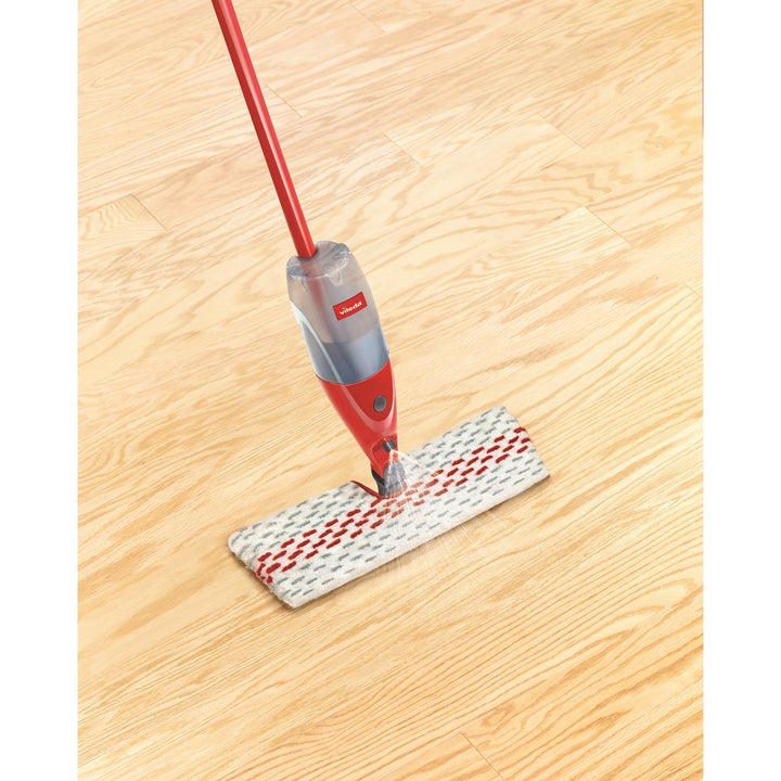 Sistem de spălare din microfibră, cu pulverizator integrat, capacitate XL 750 ml Vileda Spray & Clean