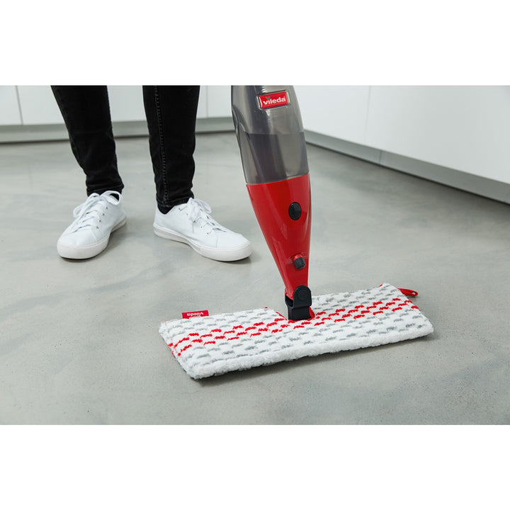 Sistem de spălare din microfibră, cu pulverizator integrat, capacitate XL 750 ml Vileda Spray & Clean