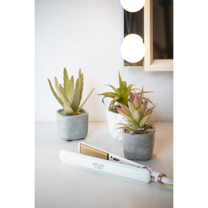 Placa de îndreptat părul cu plăci ceramice Adler AD 2317