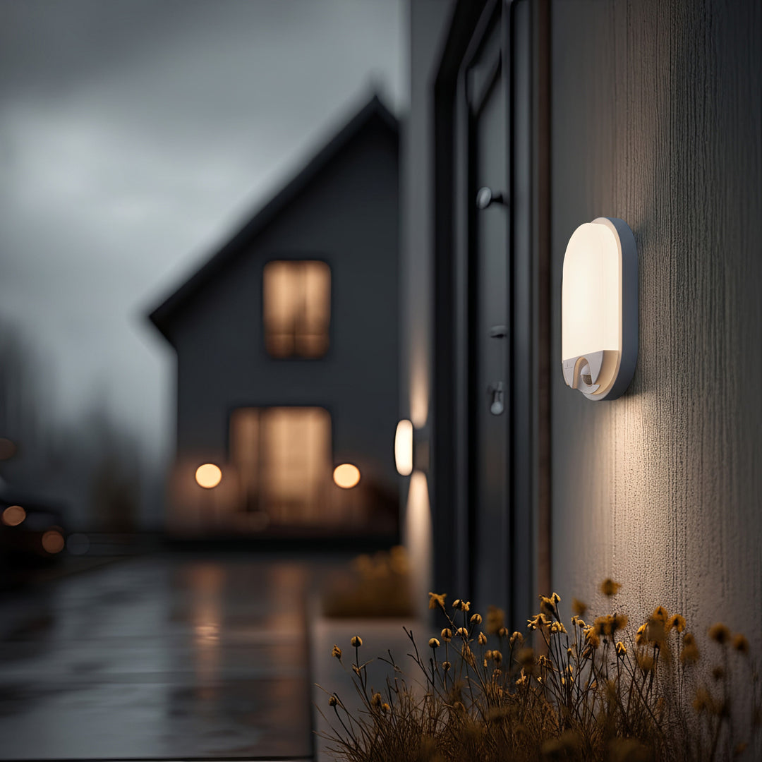 Lampă LED MCE340 cu senzor de mișcare în infraroșu - 1100lm 15W IP54, lumină naturală (4000K)