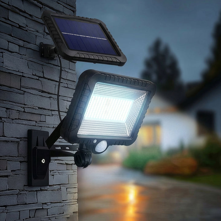 Lampa solara LED cu senzor de mișcare Maclean Energy IP44, 5W, 400lm, 6000K alb rece, baterie litiu 1300 mAh, 5,5V DC MCE438