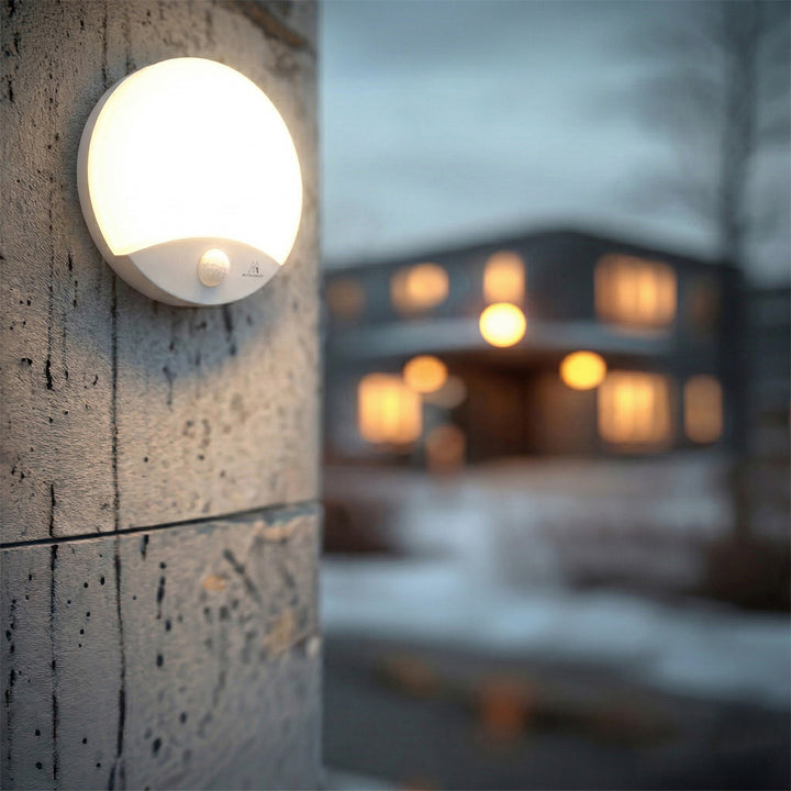 Lampă LED cu senzor de mișcare infrarosu, 10W, IP44, alb natural, 900lm, MCE357 W