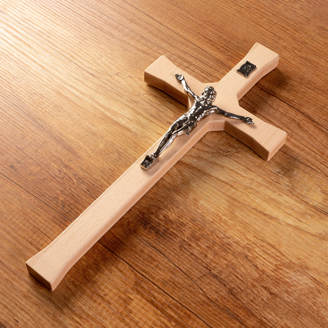 Agățat cruce clasică cu o cruce naturală cu o cruce cu dungi 42x18x1.8cm