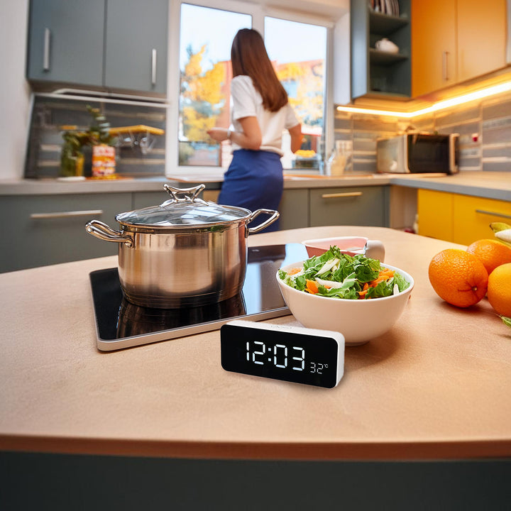 Ceas cu alarmă și termometru GreenBlue GB397, functie snooze, alb