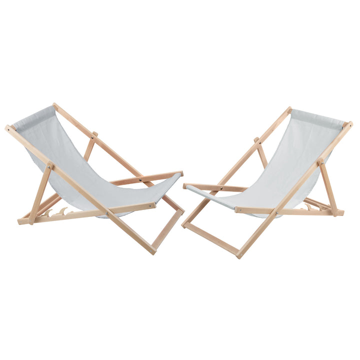 2 șezlonguri confortabile din lemn, de culoare cenușie deschisă, ideale pentru plajă, balcon, terasă