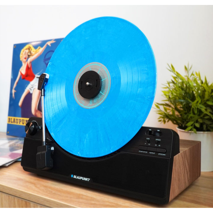 Blaupunkt Vertical Turntable, Bluetooth, 2x5W RMS, negru, VT100BK