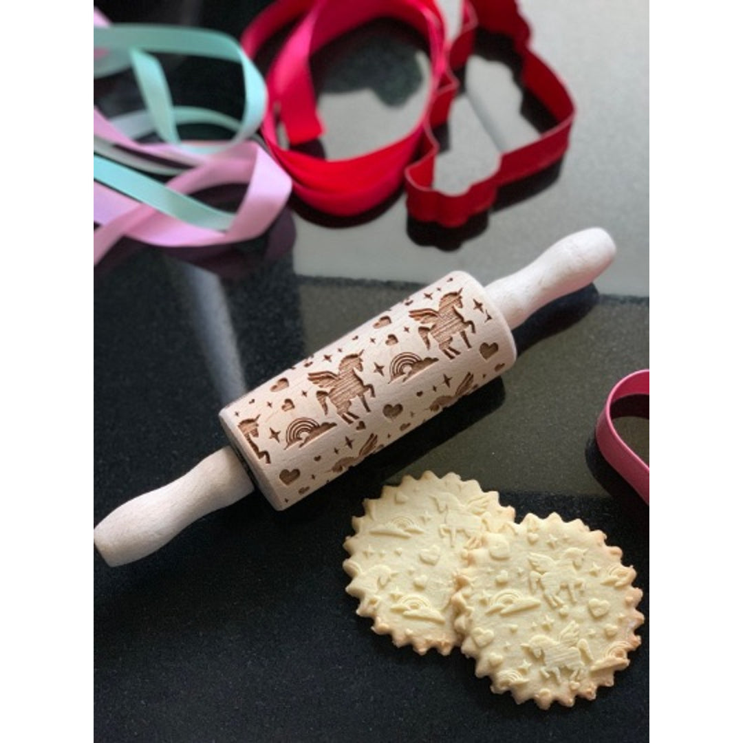 Sucitor gravat cu model unicorn Goody Woody, 23,5 cm, lemn de fag