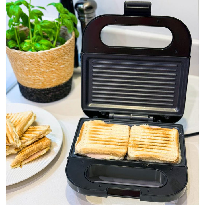 Sandwich toaster grill 750W Blaupunkt SMS501, negru-argintiu