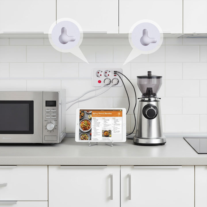 Furtun de alimentare Maclean, cablu prelungitor cu 4 prize + 3xUSB, 110-240V AC 50/60Hz, 2.1A max 2500W, 3m, alb, MCE393 W