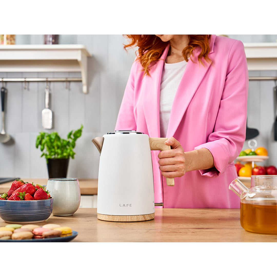Fierbător electric Lafe Scandi 2200W 1.7l alb