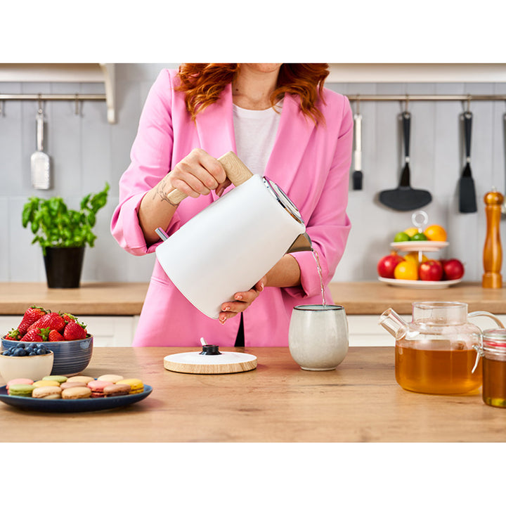 Fierbător electric Lafe Scandi 2200W 1.7l alb