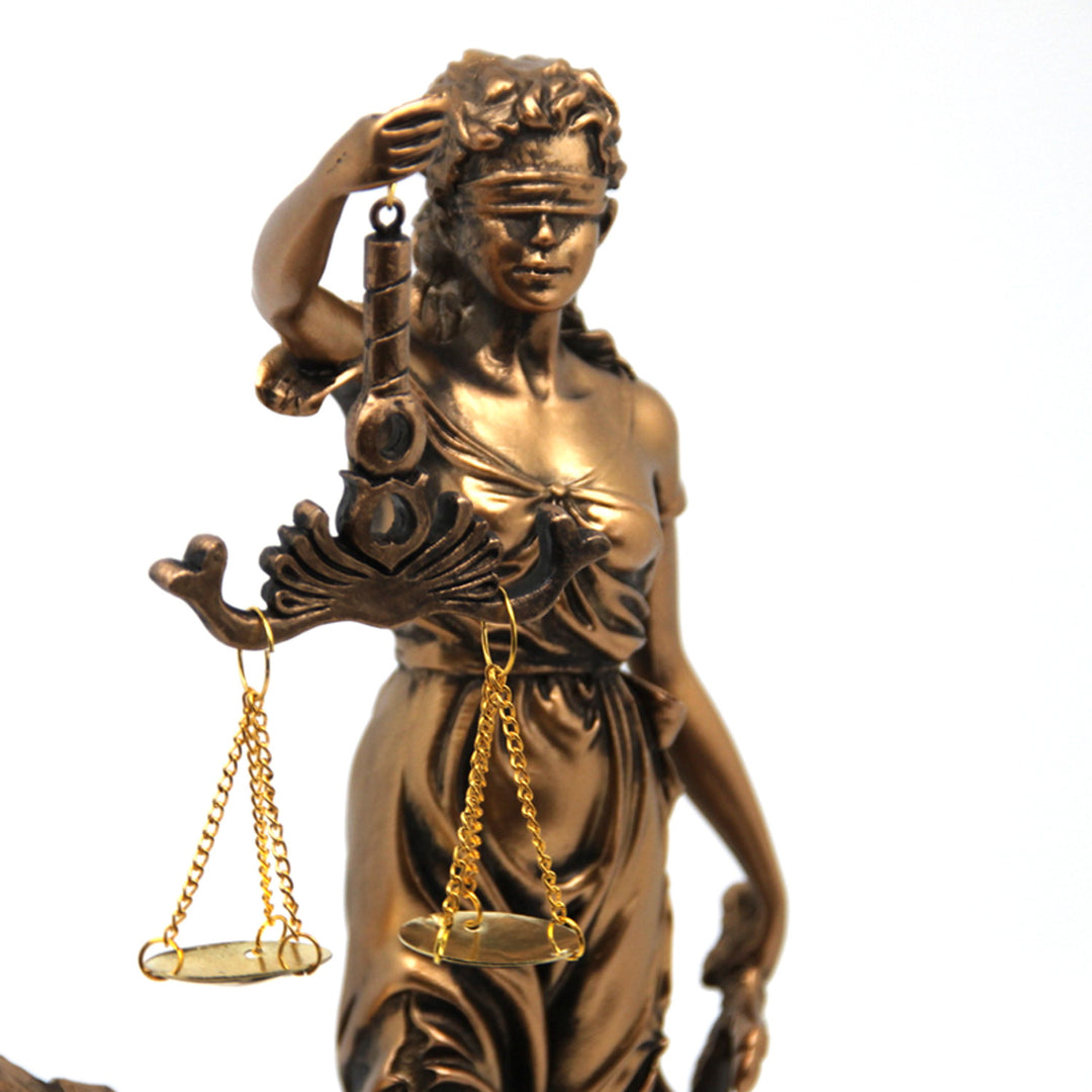 Figurină de Temida Zeița Justiției, ceas, Regina Isabel