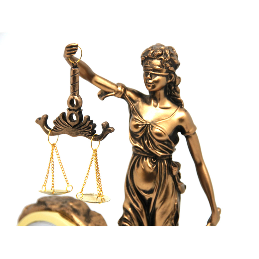 Figurină de Temida Zeița Justiției, ceas, Regina Isabel