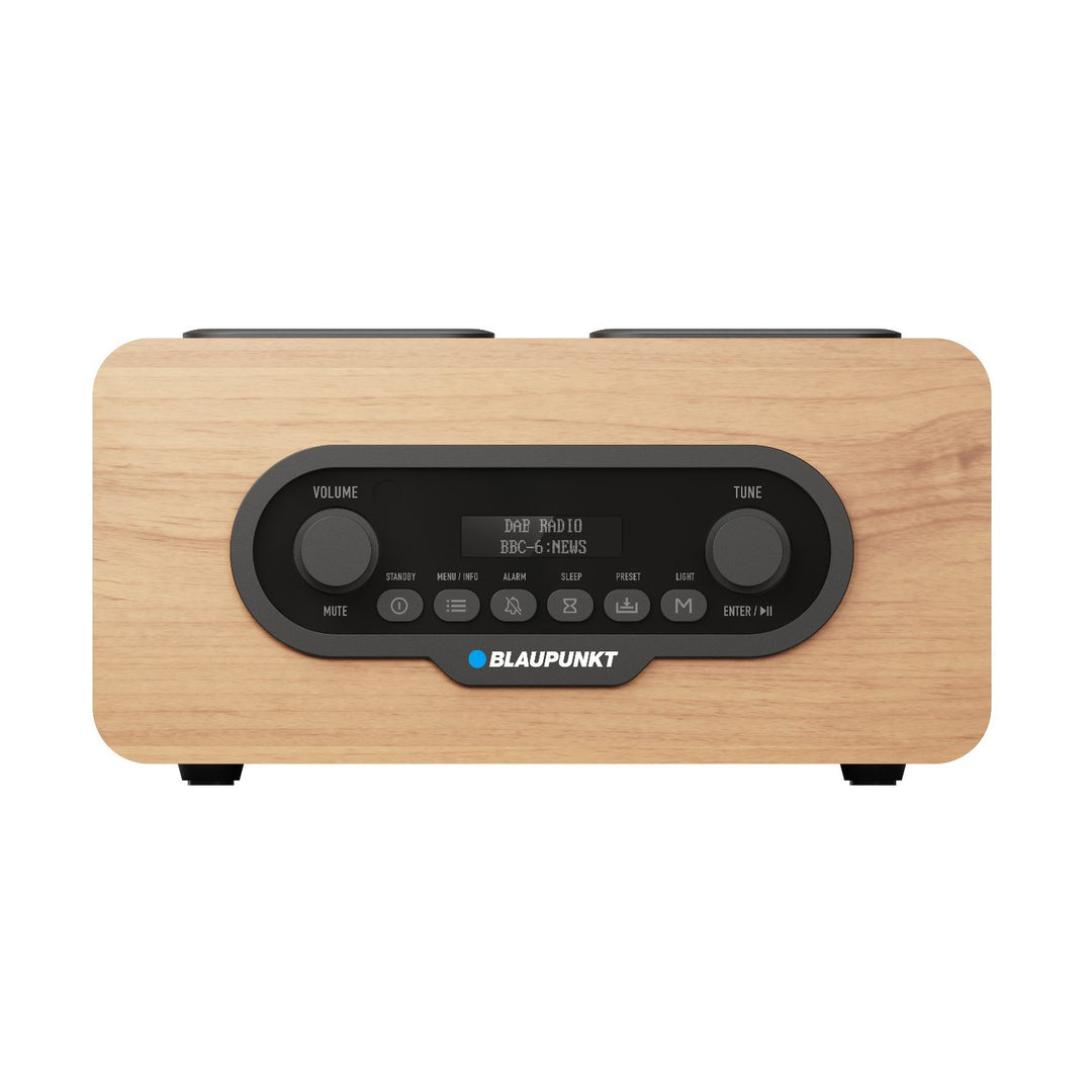 Radio portabil Blaupunkt, radio digital DAB+ și tuner FM, Bluetooth, ieșire pentru căști, player USB și microSD, afișaj LCD, funcție ceas și alarmă, alimentat de o baterie reîncărcabilă USB-C, DR10CR