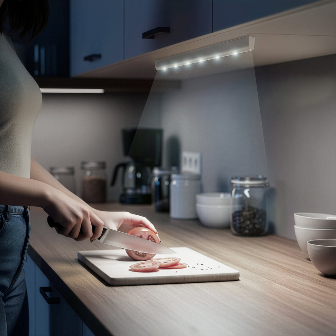 Lampă de bucătărie Maclean 6LED sub dulap, alungită, cu senzor de mișcare, 5xAA, MCE123 + 5x AAA baterie alcalină Varta Industrial