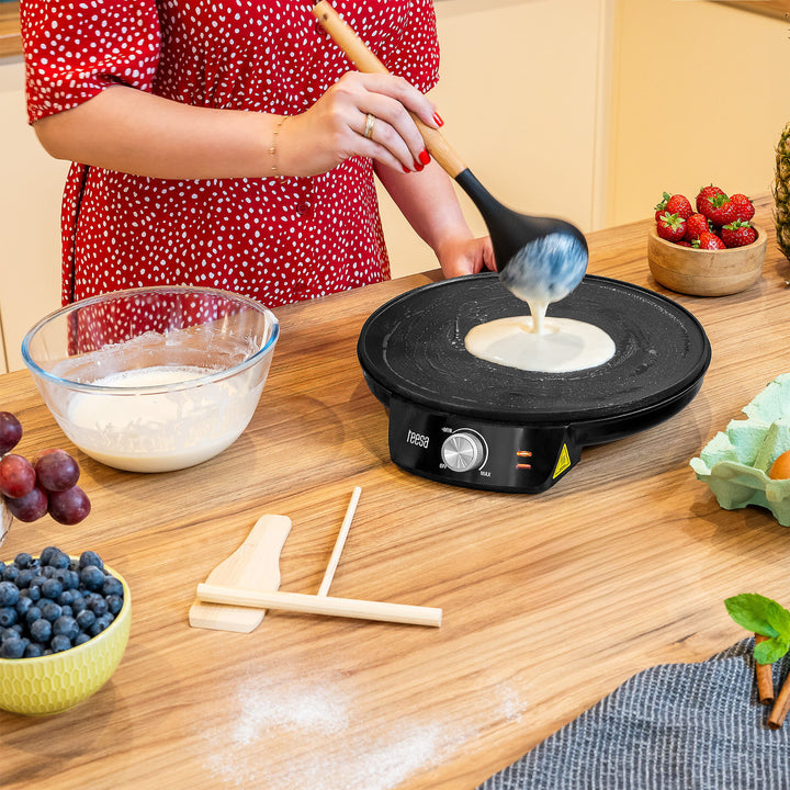 Aparat pentru clătite Teesa, tigaie electrică pentru clătite, diametru placă 30 cm, putere 1200 W, TSA3235