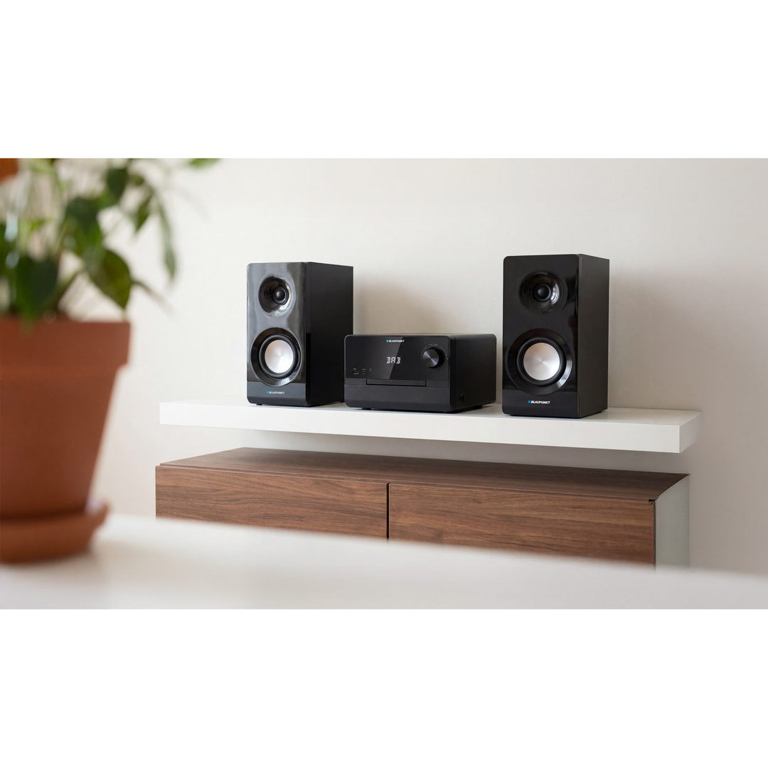 Micro sistem Blaupunkt, putere RMS 100 W, tuner DAB+, afișaj LED, radio FM, antenă telescopică inclusă, conector HDMI ARC, CD/MP3/USB/BT, ceas cu funcție de alarmă, MS49DAB