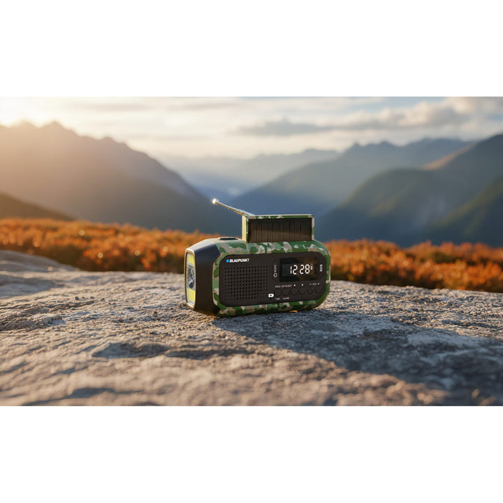 Radio FM de urgență Blaupunkt, lanternă LED, lumină de citit, sistem triplu de încărcare, alarmă SOS, ER20GC