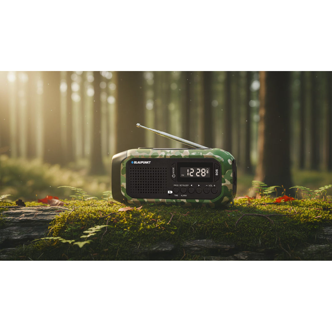 Radio FM de urgență Blaupunkt, lanternă LED, lumină de citit, sistem triplu de încărcare, alarmă SOS, ER20GC