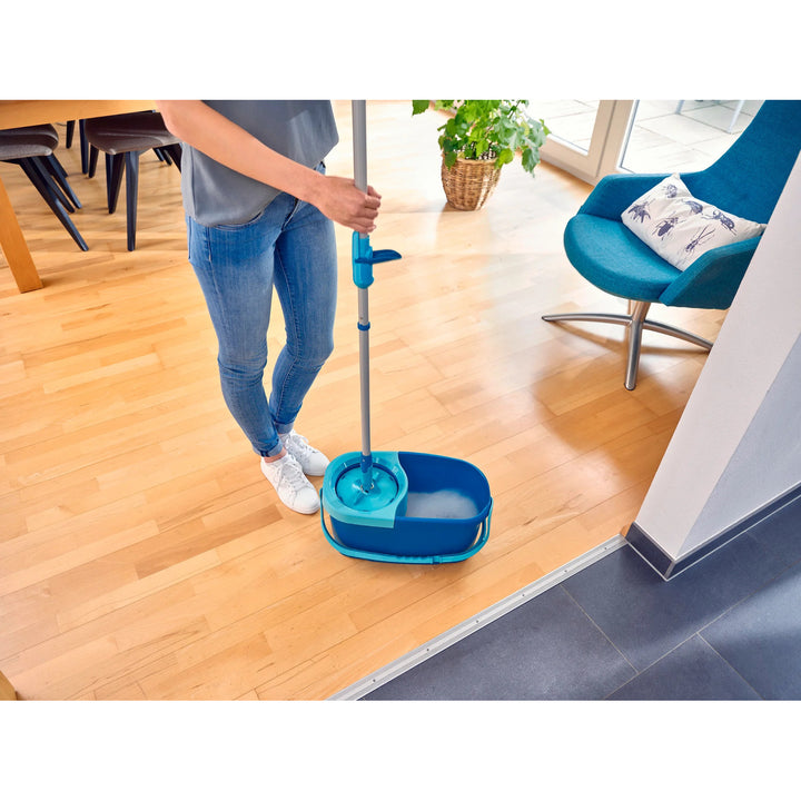 Set Clean Twist Leifheit, mop rotativ și găleată, lungime reglabilă a mânerului, capacitate găleată 6 l, capăt de curățare Micro duo, 52101