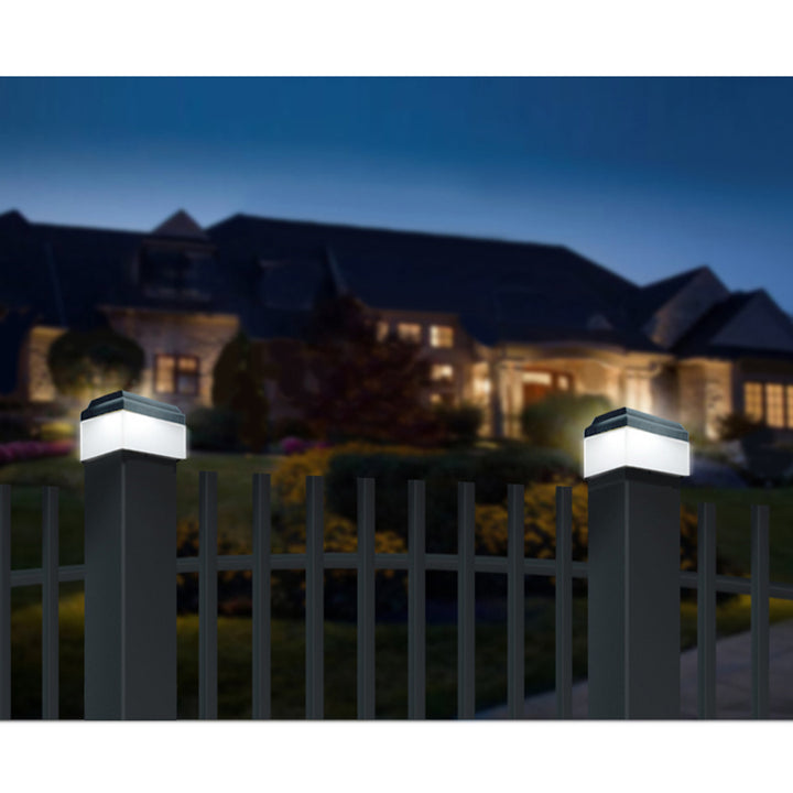 Lampă solară cu LED pentru stâlp GreenBlue, 60x60 mm, capotă în formă de plic, GB126, 2 bucăți