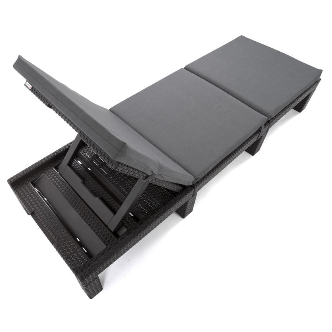 Pernă pentru șezlong Daytona, culoare gri, țesătură S-550 Melange, dimensiuni 192x64 cm, fixare cu curea elastică, impermeabilă, Melange S-23