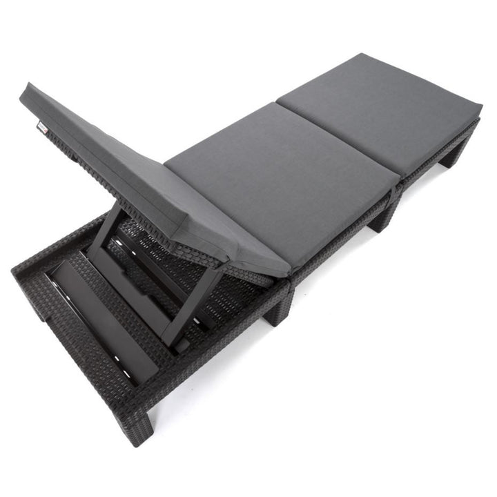 Pernă pentru șezlong Daytona, culoare gri, țesătură S-550 Melange, dimensiuni 192x64 cm, fixare cu curea elastică, impermeabilă, Melange S-23