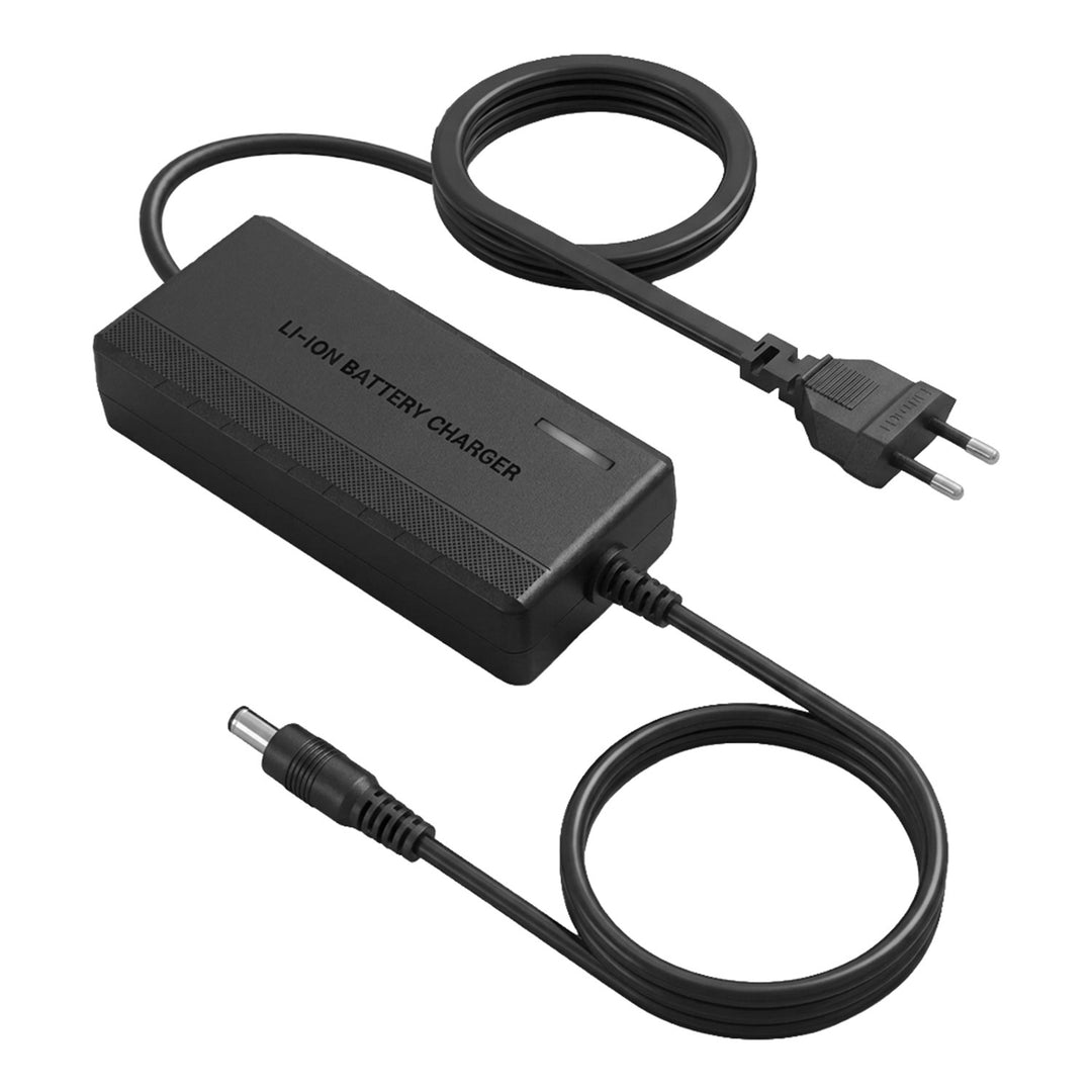 Încărcător universal / Adaptor de alimentare Maclean Energy, pentru trotinete electrice, 54,6 V c.c., 2 A, max. 110 W, încărcare rapidă, 6 prize, MCE665