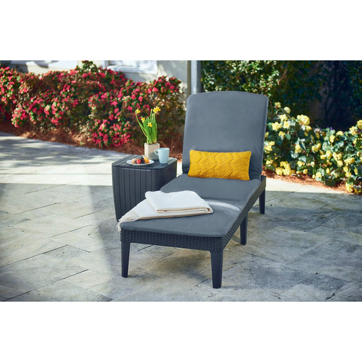 Pernă pentru șezlong Jaipur, culoare gri închis, țesătură S-500, dimensiuni 190x60 cm, două sisteme de fixare, impermeabilă, se poate spăla în întregime, S-49, 3 bucăți