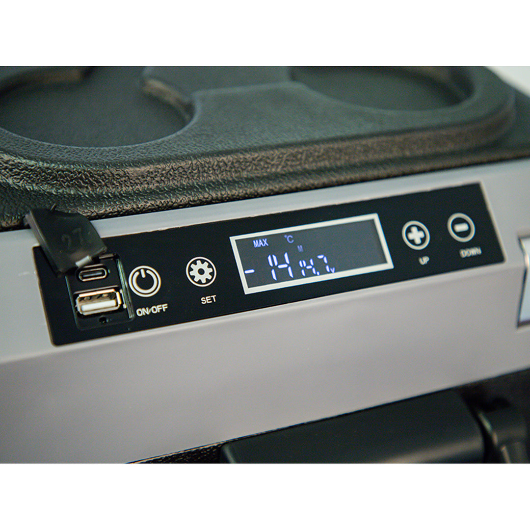 Frigider portabil de mașină cu compresor Blow, capacitate de 35 L, panou de control tactil, 12 V, 24 V și 230 V, priză USB-C, 44-208#