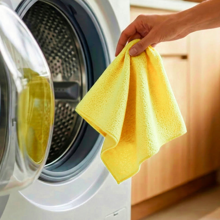 Cârpă Vileda Actifibre Pro pentru sticlă și geamuri, se poate spăla la mașina de spălat, strat de PVA, fără urme și pete, curăță doar cu apă, 183298