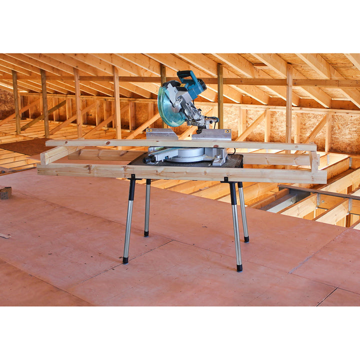 Masă de atelier portabilă Keter Jobmade, capacitate de încărcare 453 kg, picioare antiderapante, compartiment cu cleme sub blat, 239985