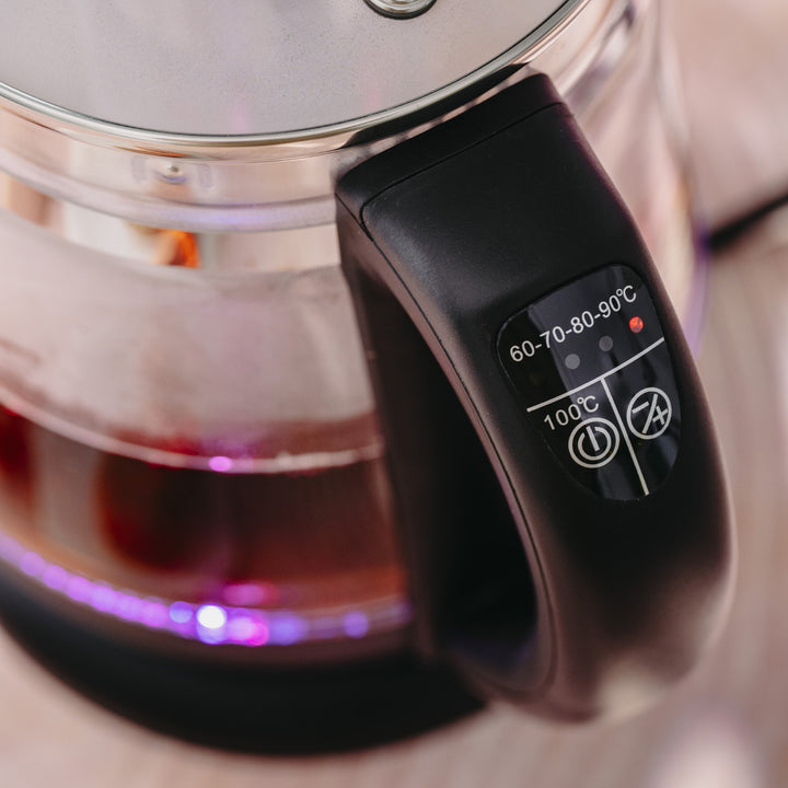 Ceainic din sticlă de 1,5 L cu infuzor și reglare a temperaturii, 2200 W, LED 60–100 °C, Adler AD 1299, negru