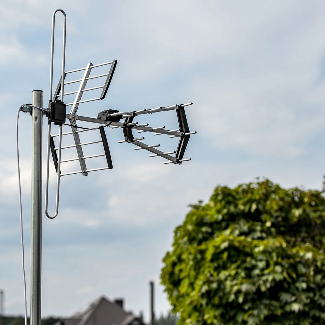 Antenă direcțională DVB-T/T2 VA900 COMBO cu filtru LTE, din aluminiu, Vayox