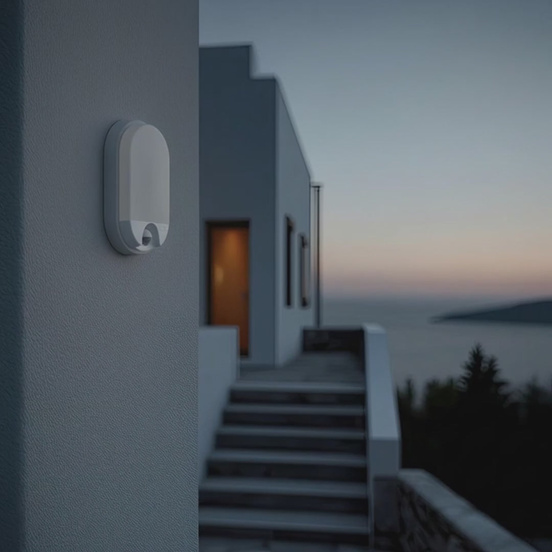 Lampă LED MCE340 cu senzor de mișcare în infraroșu - 1100lm 15W IP54, lumină naturală (4000K)