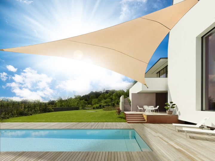UV poliester grădină umbra gradina naviga 5m triunghi GreenBlue GB502 cremă