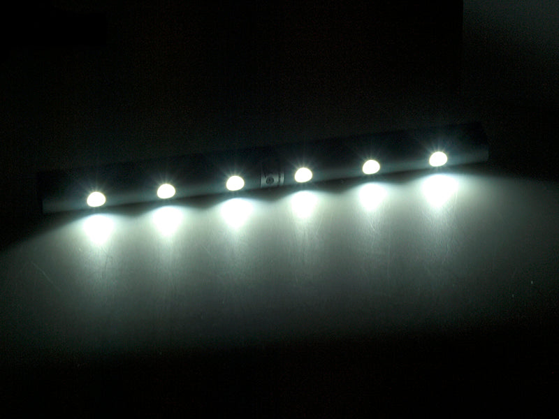 Lampă de bucătărie Maclean 6LED sub dulap, alungită, cu senzor de mișcare, 5xAA, MCE123
