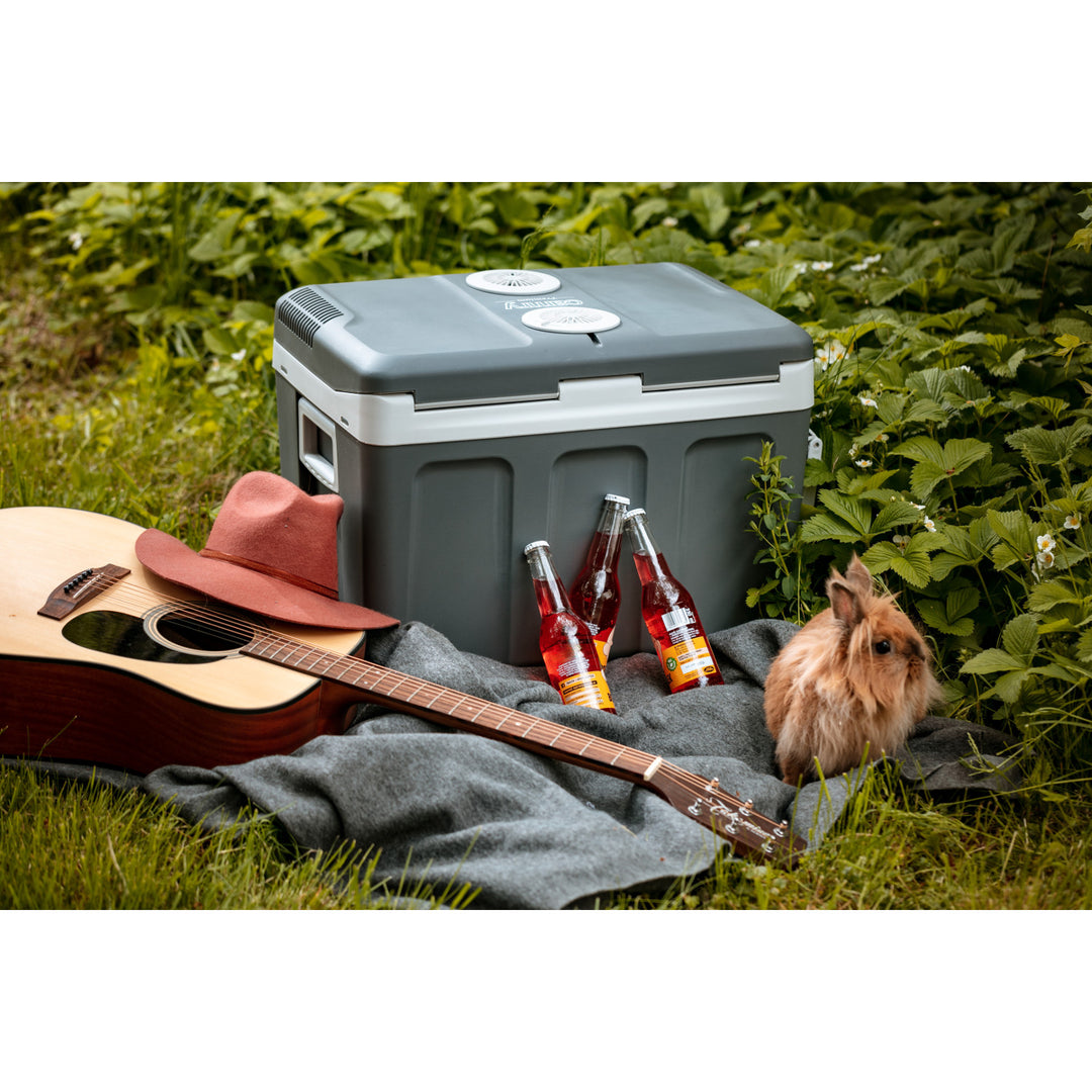 Frigider turistic Camry, încălzire și răcire, capacitate 40 l, CR 8061
