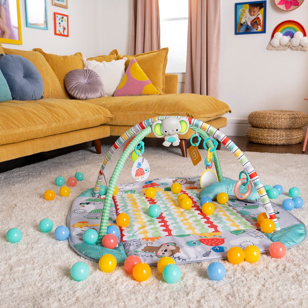 Bright Starts 12624 Bright Starts Baby Play Mat Your Way Ball Play Gym &; Ball Pit 7 Jucării