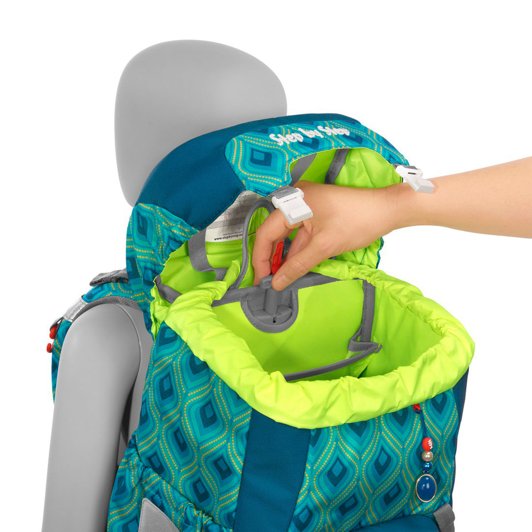 Set ghiozdan cu 4 accesorii Step by Step Magic Castle, 28 x 41 x 20 cm, 22 L, verde